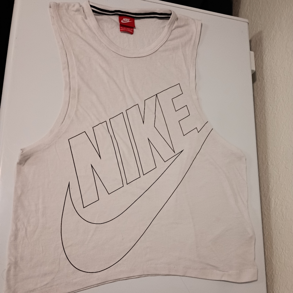 Nike Pro-Dri-FIT men's Slim Fit Sleeveless Workout Top Size: xs